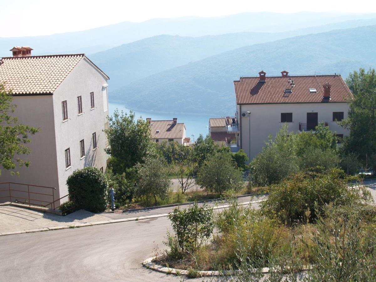 Apartments With A Parking Space Rabac, Labin - 19058 Habitación foto